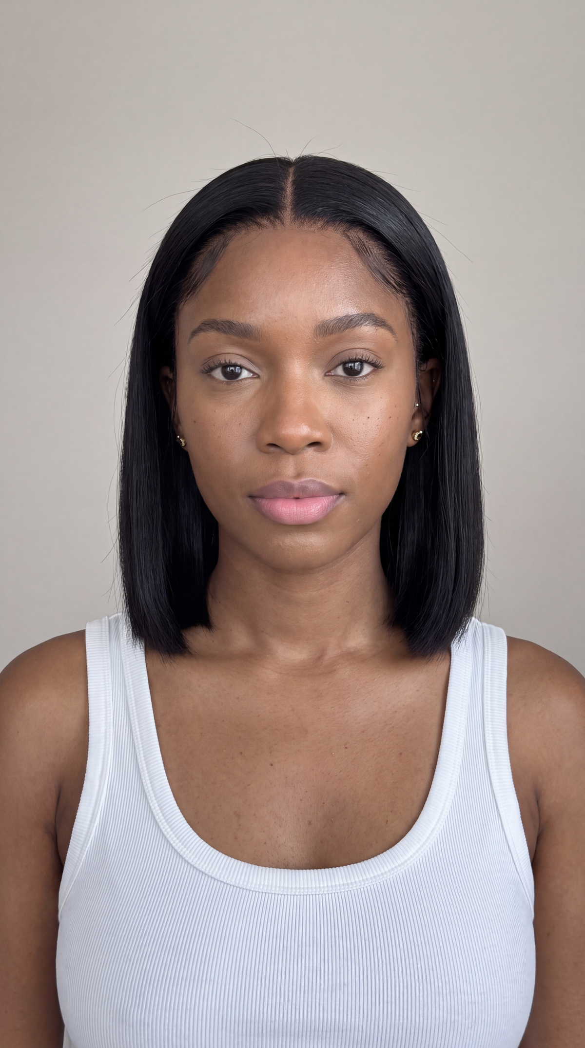 Jet black sleek straight bob wig, middle part, 10 inch human hair lace front — Varyelles